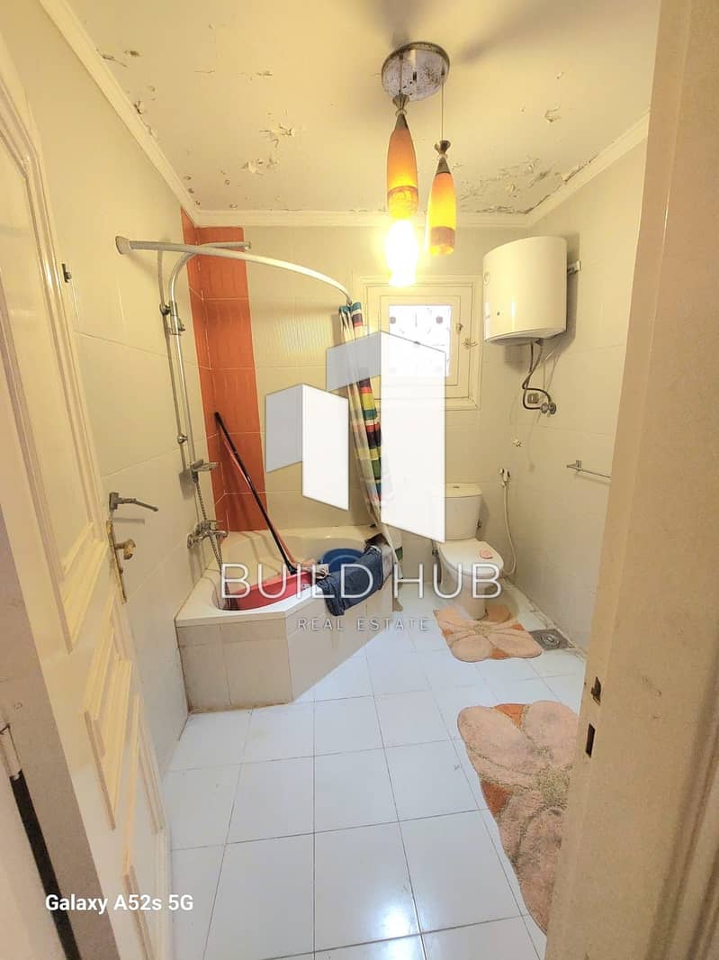 8 2aa4c5d9-f798-4335-8d5e-82491974a1f1. jpeg