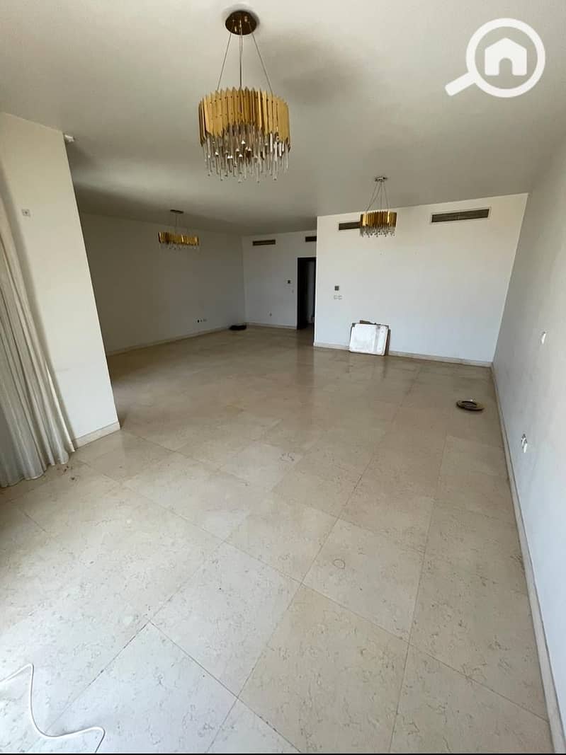 3 f6c5915a-b0d9-4e24-a16a-f1fec43efc72. jpeg