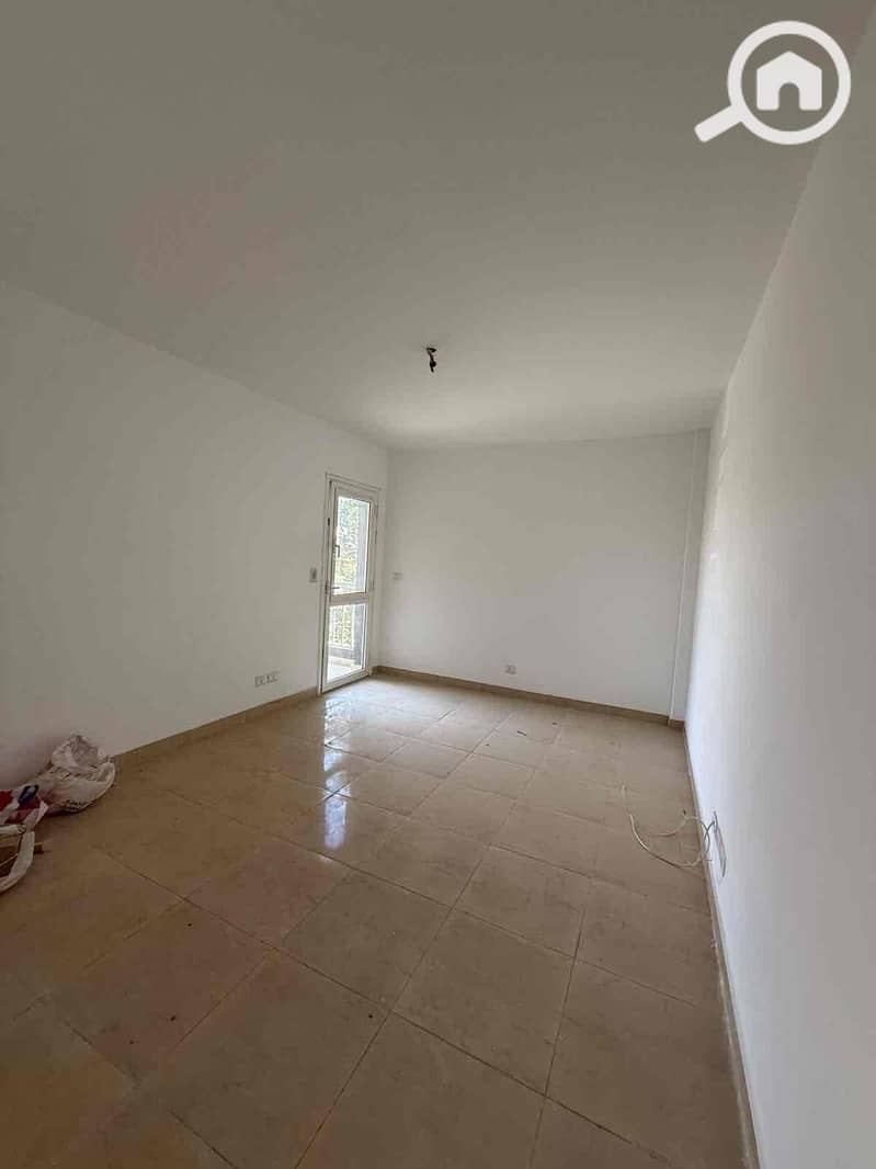 7 6ec2ec7e-0df8-43cb-9ac0-6f2dbdb2c506. jpg