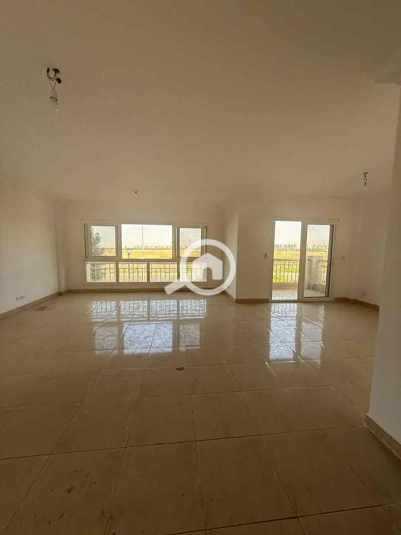 9 c81ceed3-aacd-447a-9724-563f618d4fdb. jpg