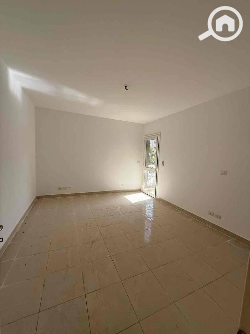 12 89a8ec91-4c32-4da1-8bb6-b7fcabceb707. jpg