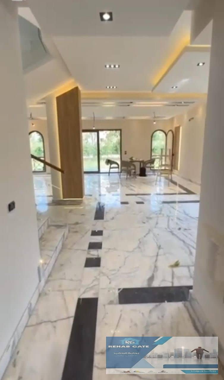 8 33f9dbbf-6ce6-4bc1-83a9-724a2f9e46ff. jpg