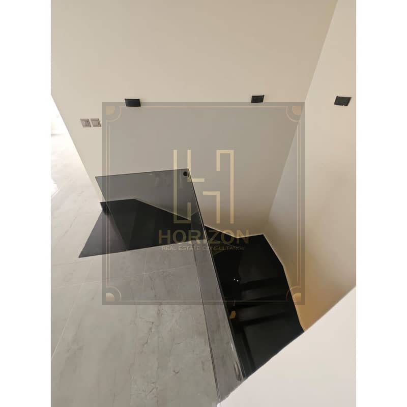 4 WhatsApp Image 2025-11-08 at 2.08. 23 PM. jpg