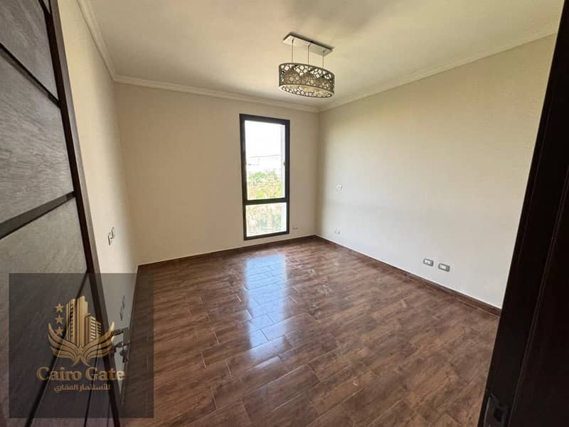 6 27c65518-39ff-42e7-b2ad-ed31477468bb. jpg