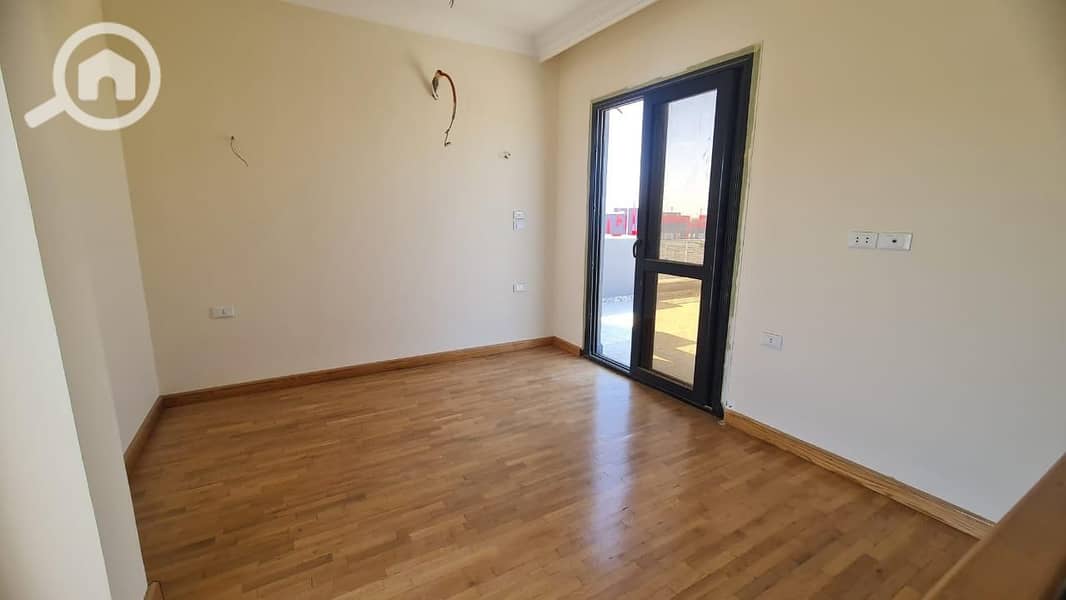 5 WhatsApp Image 2025-08-31 at 7.23. 52 PM. jpeg