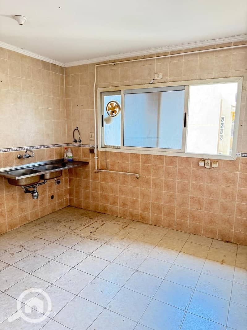 7 صورة واتساب بتاريخ 1447-05-17 في 14.27. 54_1e5a7a0f. jpg