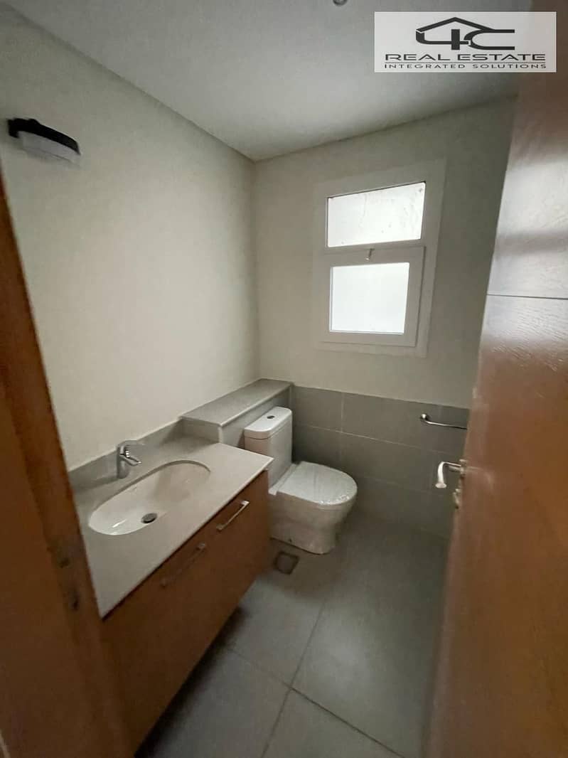 10 WhatsApp Image 2025-11-02 at 12.03. 39 PM (14). jpeg