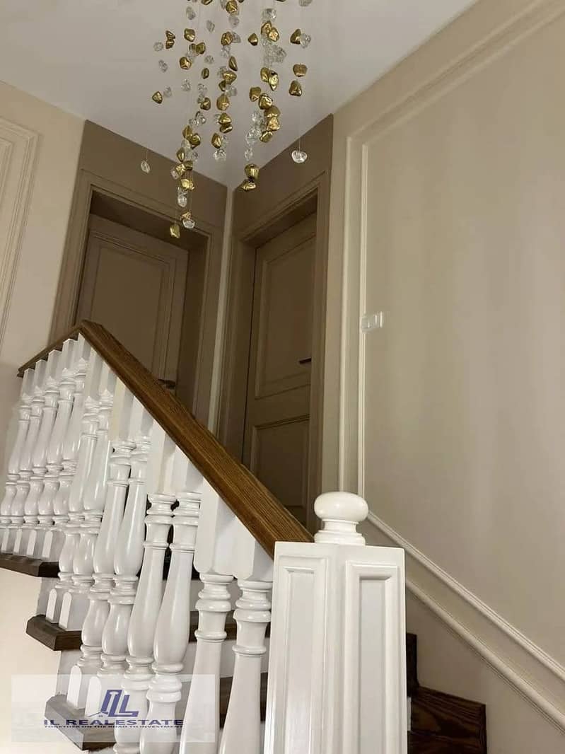 4 FB_IMG_1762608379540. jpg