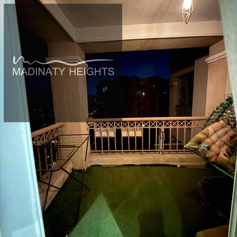 4 6a16c373-2cb9-4d68-a10d-cf134495d756. jpg