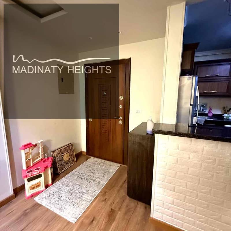 10 4aad00da-12b1-4258-babf-5aa46ad2a1c6. jpg