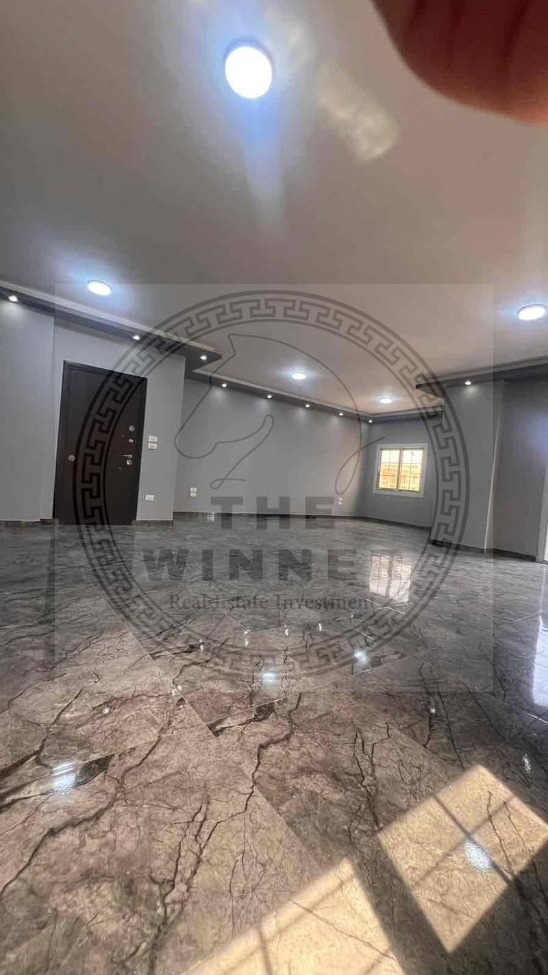 12 40f50e0e-3ab2-40f7-920c-5c0b8d51bbc6. jpg