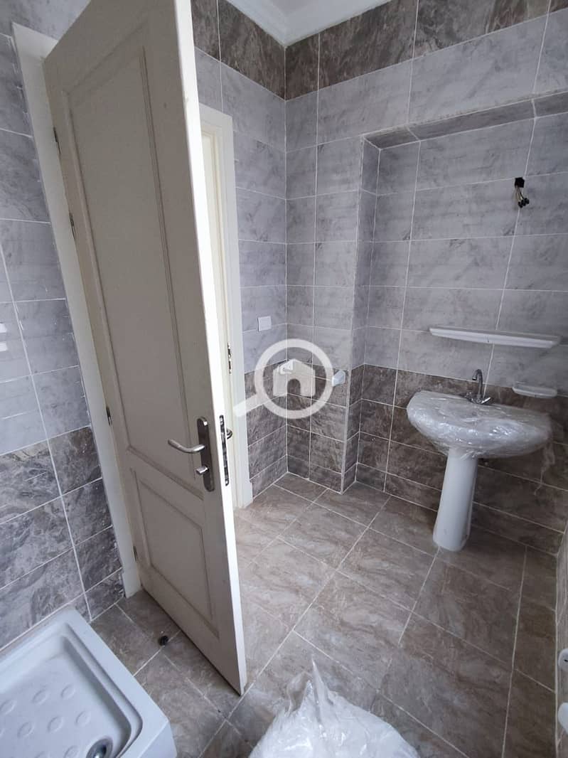 19 WhatsApp Image 2025-11-08 at 3.20. 13 PM(2). jpeg