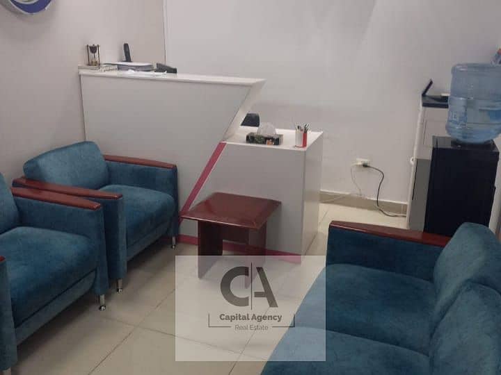 4 4ca4dfe6-83c8-49c0-adb5-0f28fcdc3d67. jpeg