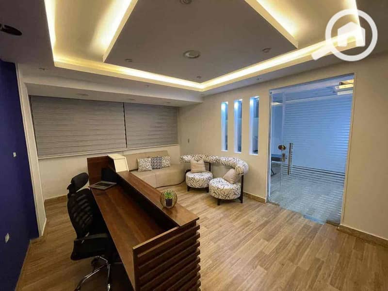 2 FB_IMG_1750582522663. jpg