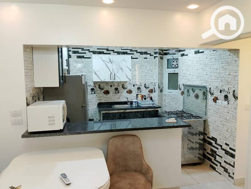 3 b615fe66-9ffc-4347-b446-30b6c802d9ee. jpeg