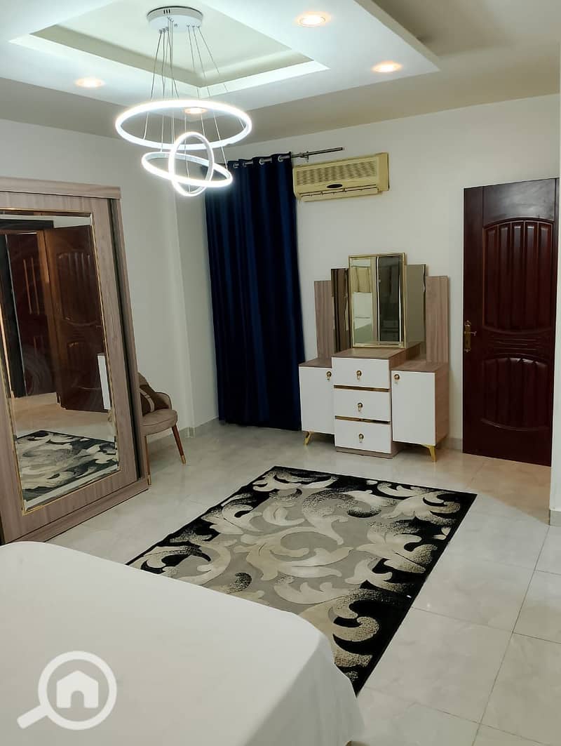 5 3fea5715-e7f4-4f64-b382-dec6f080a860. jpeg