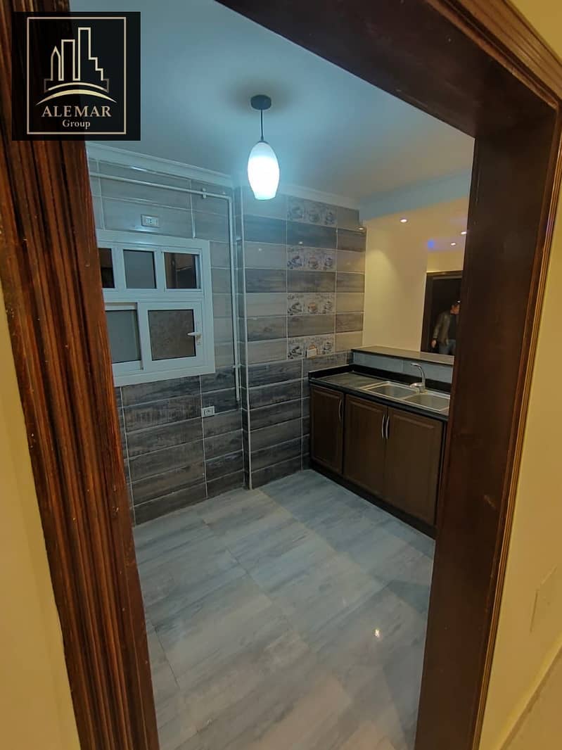 8 930ee526-8664-428b-a072-8e82020ce6c3. jpg