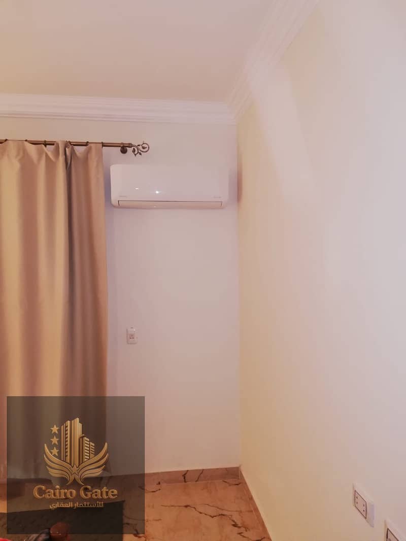 4 d2d73b0a-f00e-451f-b6cb-aef370b35718. jpg