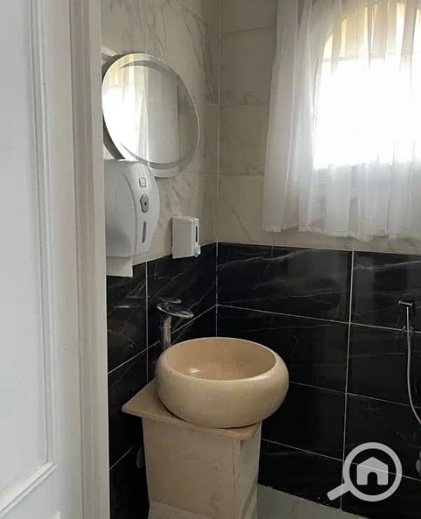 4 WhatsApp Image 2025-08-23 at 1.35. 33 PM. jpeg