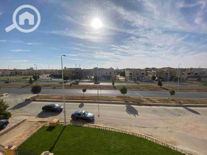 1000342325. jpg 1000342325. jpg