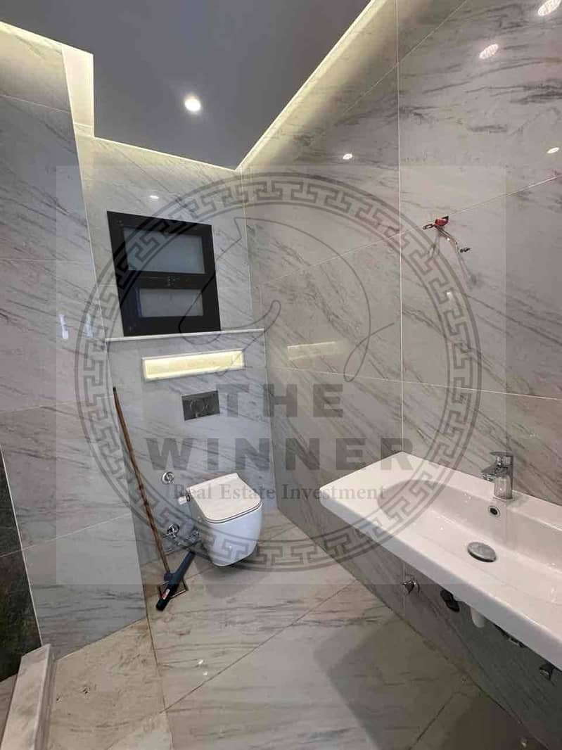 6 b4e372cd-f537-473f-bd9f-02aea2d0d93a. jpg