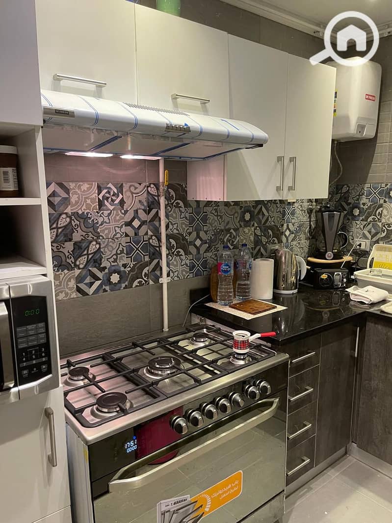 9 e55061e7-0266-4ecc-b9ae-363c1a2437ce. jpg