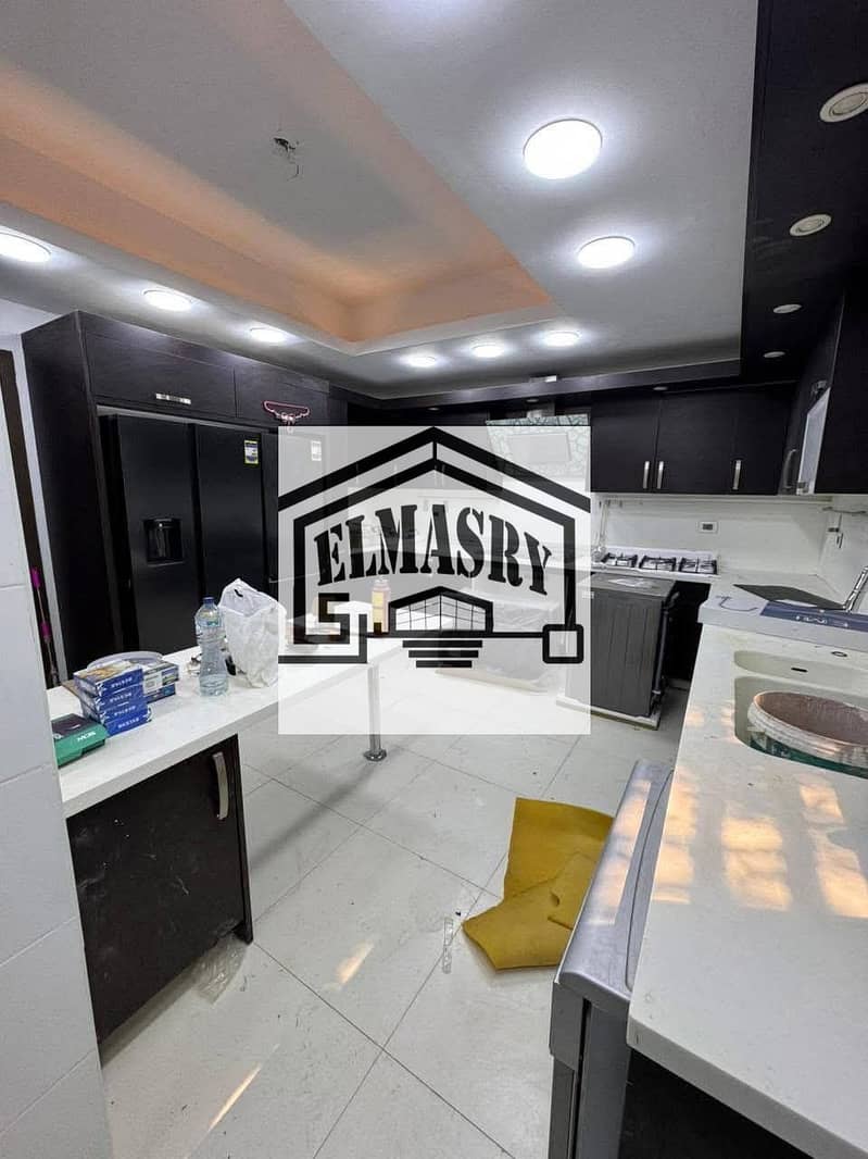 14 08409c2b-cc2e-458c-bd93-51114d3a7d05. jpg