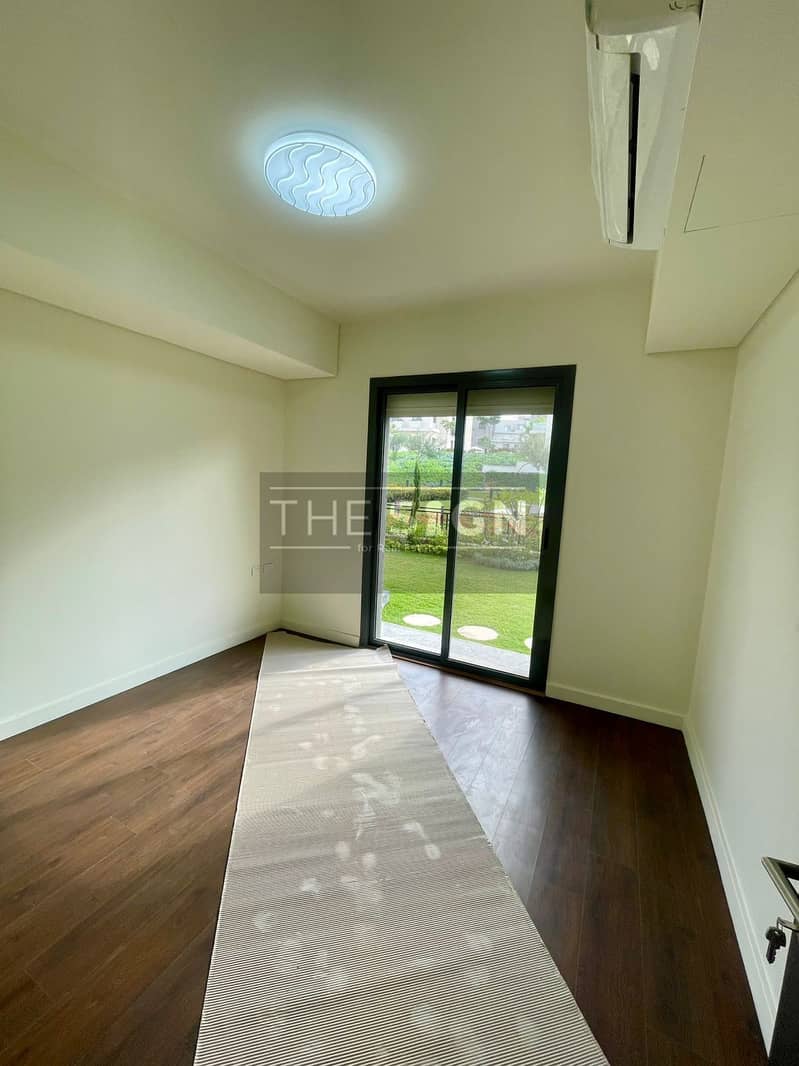 8 WhatsApp Image 2025-11-06 at 18.15. 12 (1). jpeg