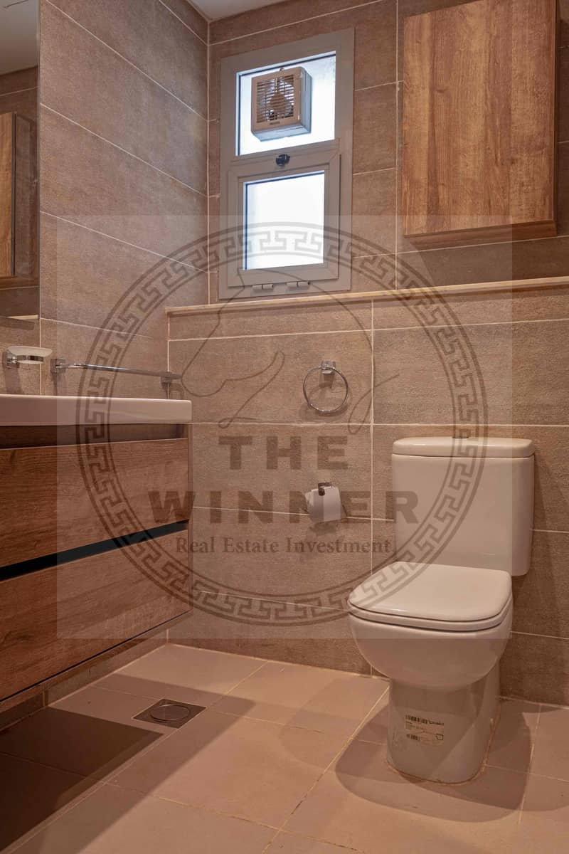 7 dc4458cb-fd11-4989-a514-733fabfd0836. jpg