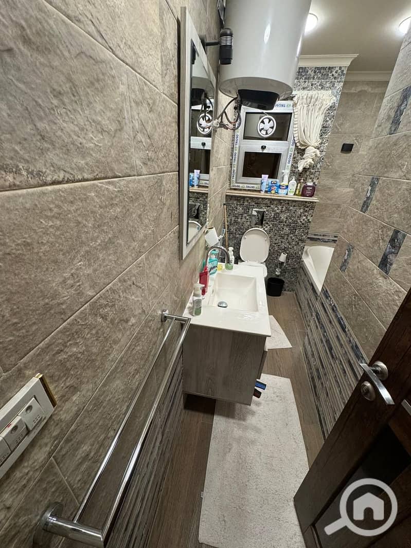 2 WhatsApp Image 2025-11-08 at 13.20. 17. jpeg