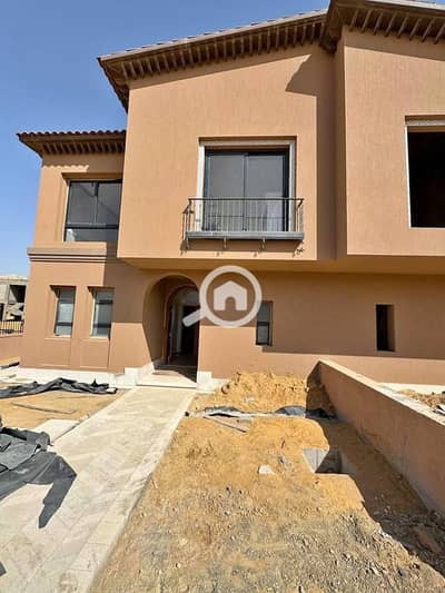 فیلا 4 غرف نوم للبيع في الشيخ زايد، الجيزة - 571439171_3027890027394330_7447948092708174292_n. jpg