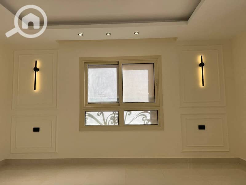 4 62c3227e-a484-4cbb-8fa8-2ea3adf90995. jpeg