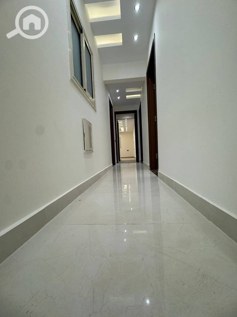 6 1f4f2e9b-88a1-4a2f-8469-c47273007cae. jpeg