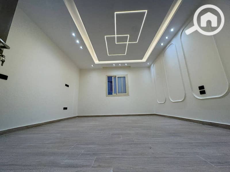 8 c2be2e1e-b2d8-4c05-820c-6f6972fc6357. jpeg