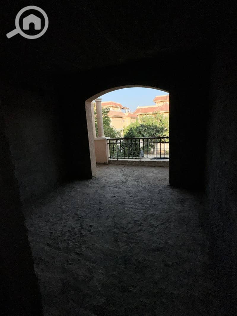 6 8afb167c-2bba-4c8f-a08f-1e5ccf1ae02a. jpeg