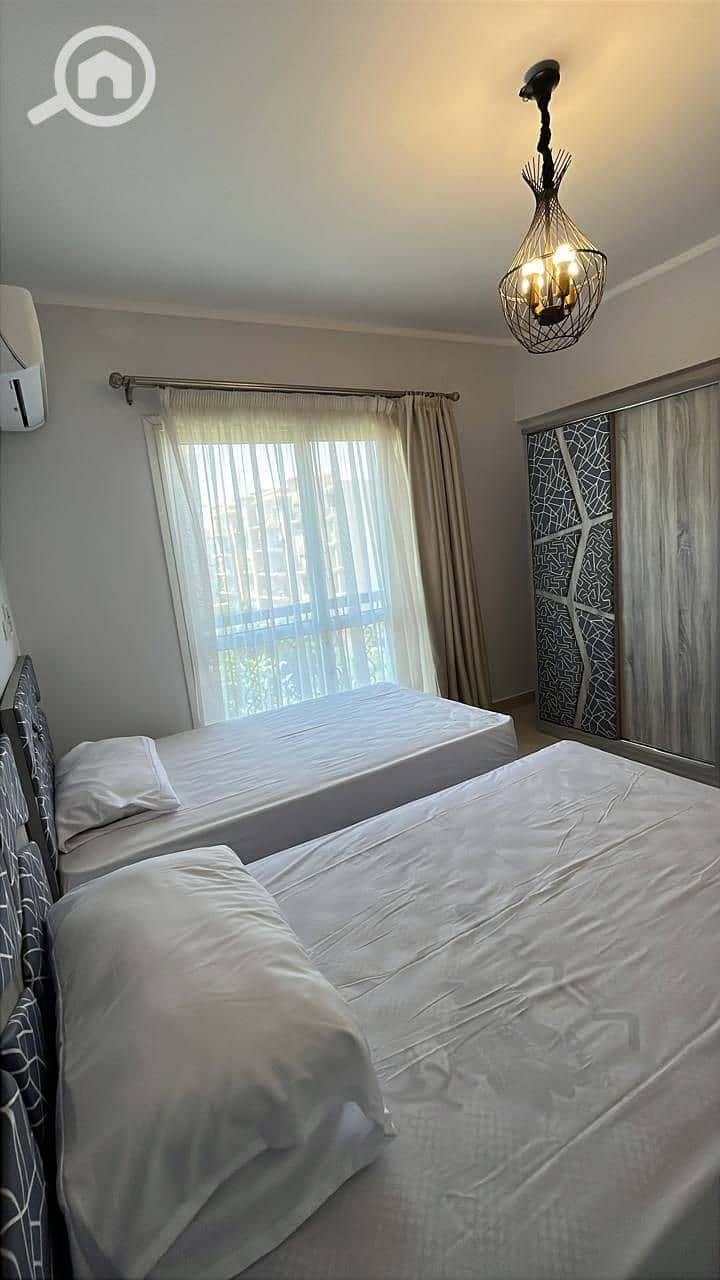 6 57f59d8c-3b8e-44fc-b1ef-3b09b05c7652. jpeg