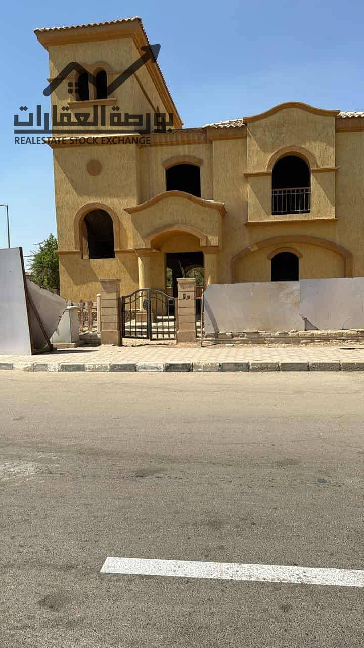 2 49b90bed-c83b-4b3f-849d-451e5d154e26. jpg