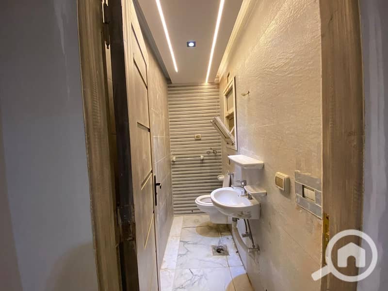 10 WhatsApp Image 2025-11-04 at 1.47. 24 PM. jpeg