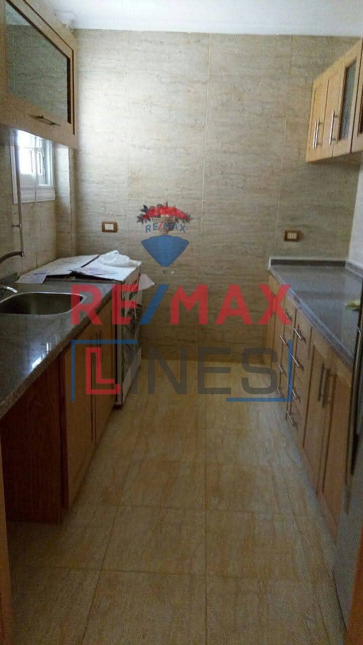 6 348b2790-08d0-4c78-9cb1-f7846bbd5422. jpg