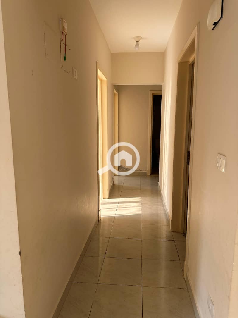 4 fca90730-2636-4784-880e-7c34a3725e05. jpeg