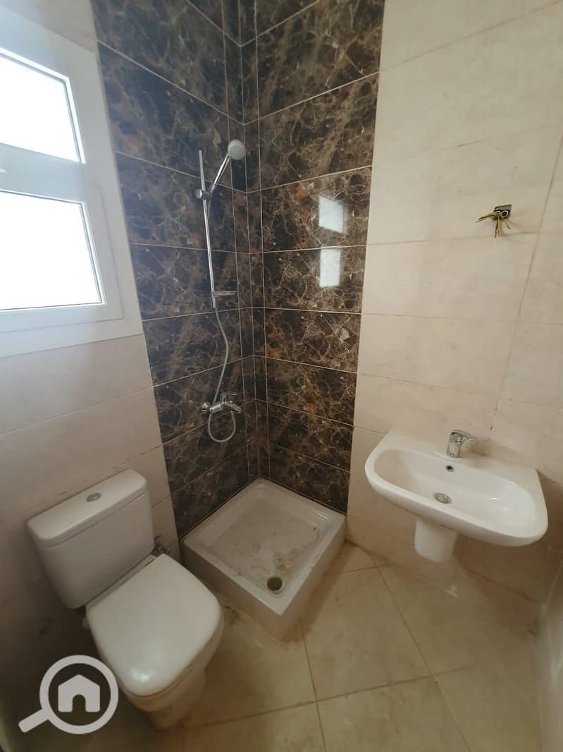 6 IMG-20251108-WA0074. jpg