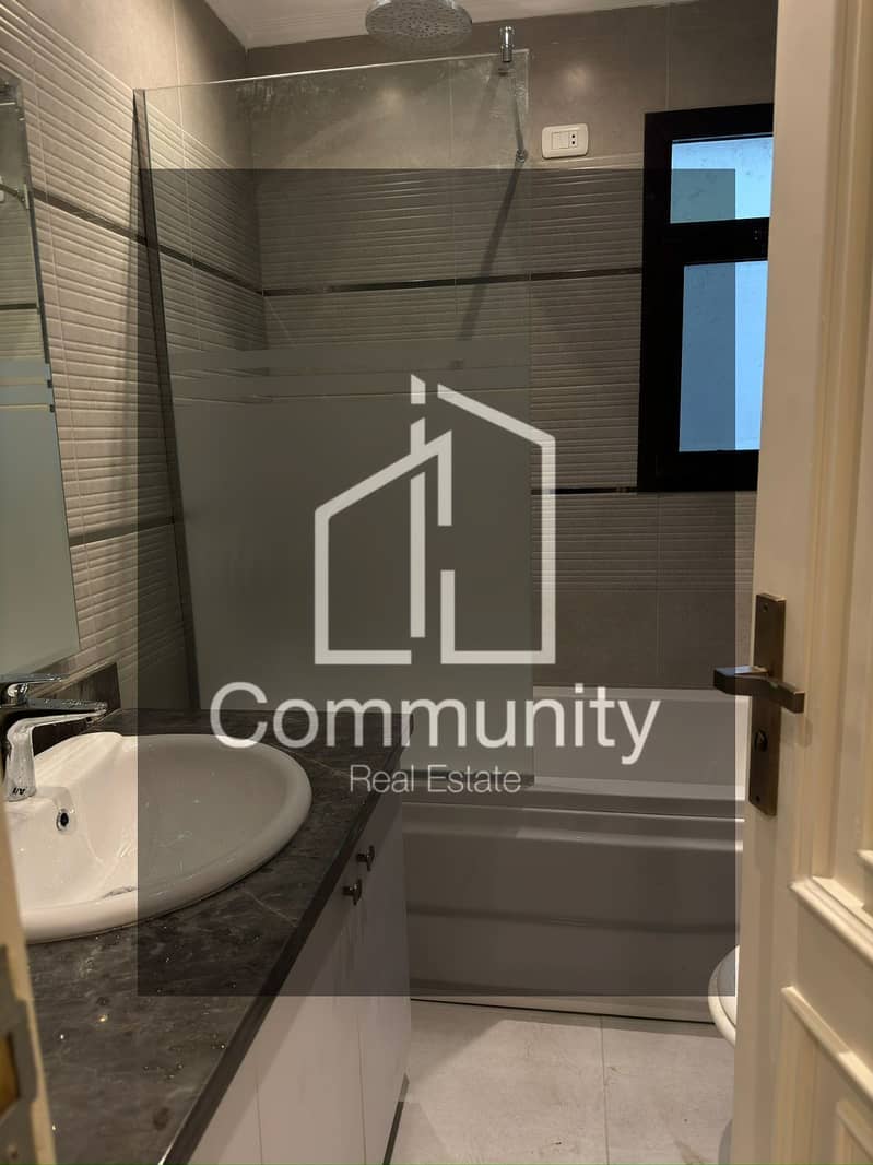 12 66504ba6-583f-4c5f-a867-dfa09a2d4066. png