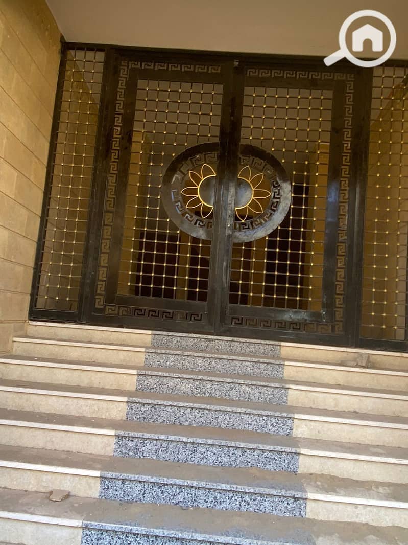 2 WhatsApp Image 2025-10-04 at 3.51. 30 PM (2). jpeg