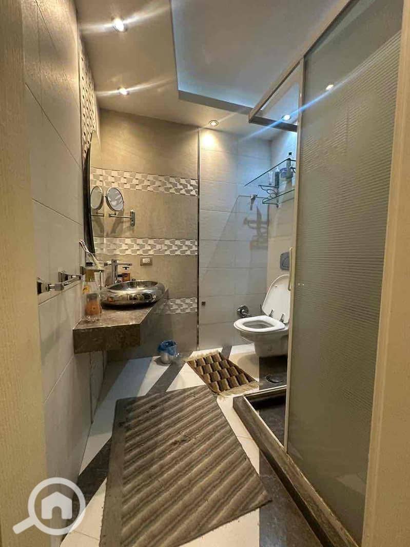 3 2bd78843-2fa8-4b79-9503-3a24f296d771. jpg