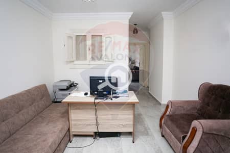 مکتب  للبيع في كليوباترا، الإسكندرية - 1. JPG