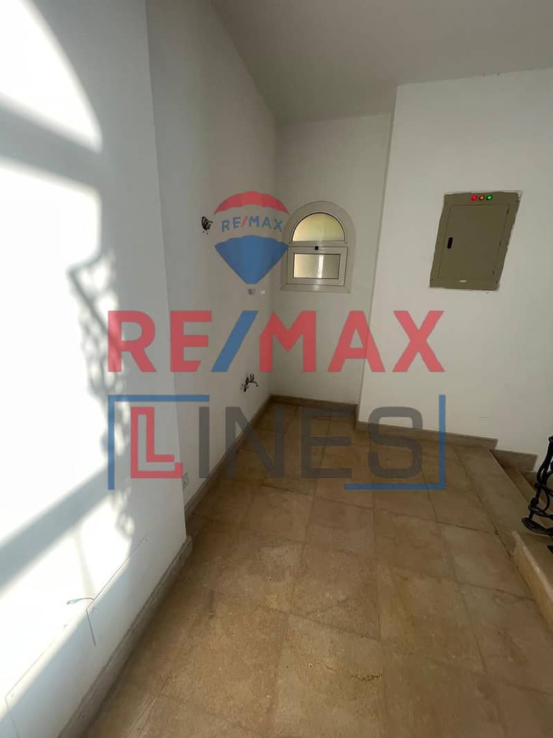 16 e377642d-405b-4273-a1cb-ea3b467376ce. jpg