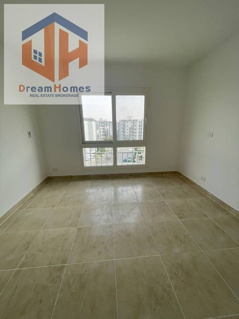 4 2da56d8e-83b4-4c18-8dca-ed3599edcade. jpg