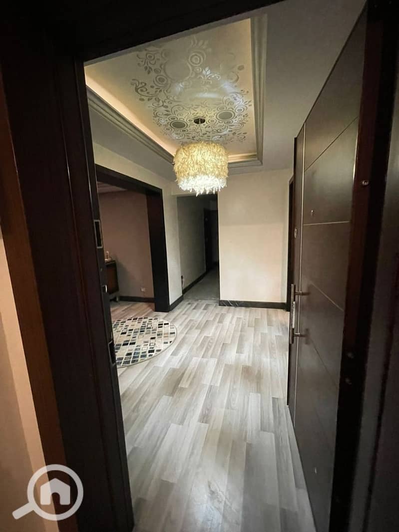 3 7fa889e0-4ff3-4dac-b9f7-928a0b9b6073. jpeg