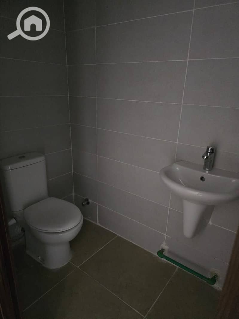 5 WhatsApp Image 2025-11-06 at 5.52. 43 PM (1). jpeg