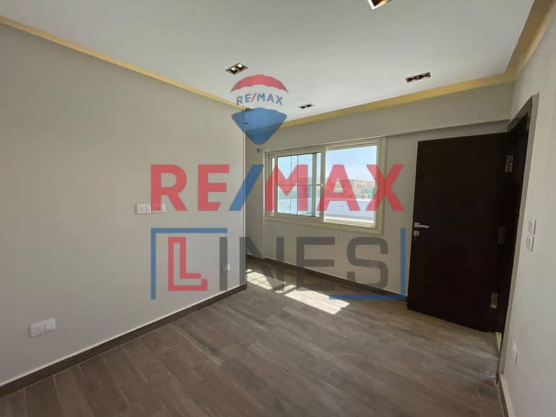 3 96f40aa3-d6fc-4fdc-8e0f-d1e438772b89. jpg